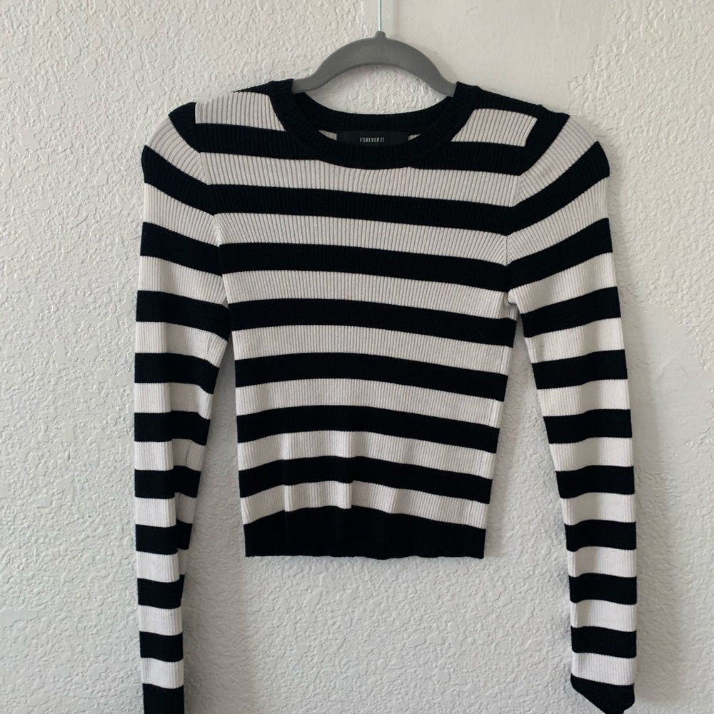 Forever 21 crop top striped shirt